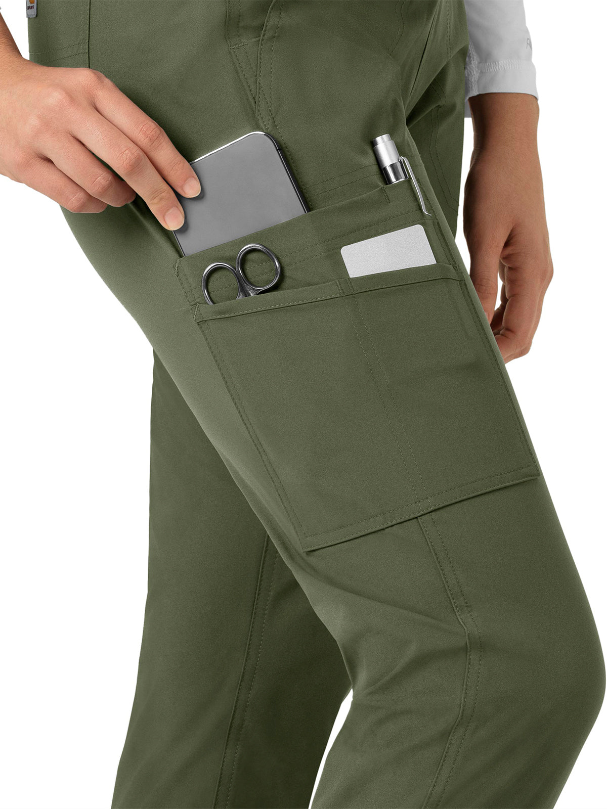 Women's Seven-Pocket Modern Fit Jogger Pant - C51113 - Olive