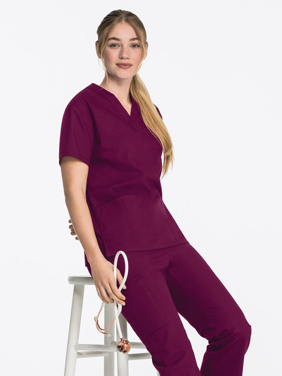 Women's 2-Pocket V-Neck Top - 86706 - Wine