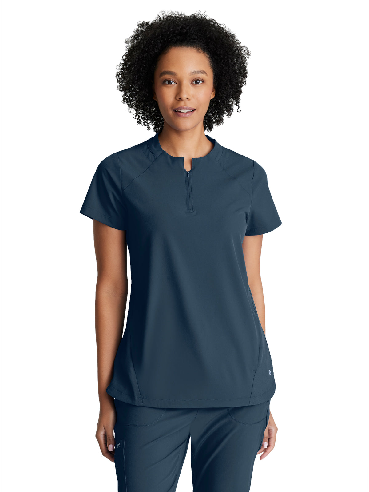 Women's 2 Pocket Banded Zip Collar Flux Scrub Top