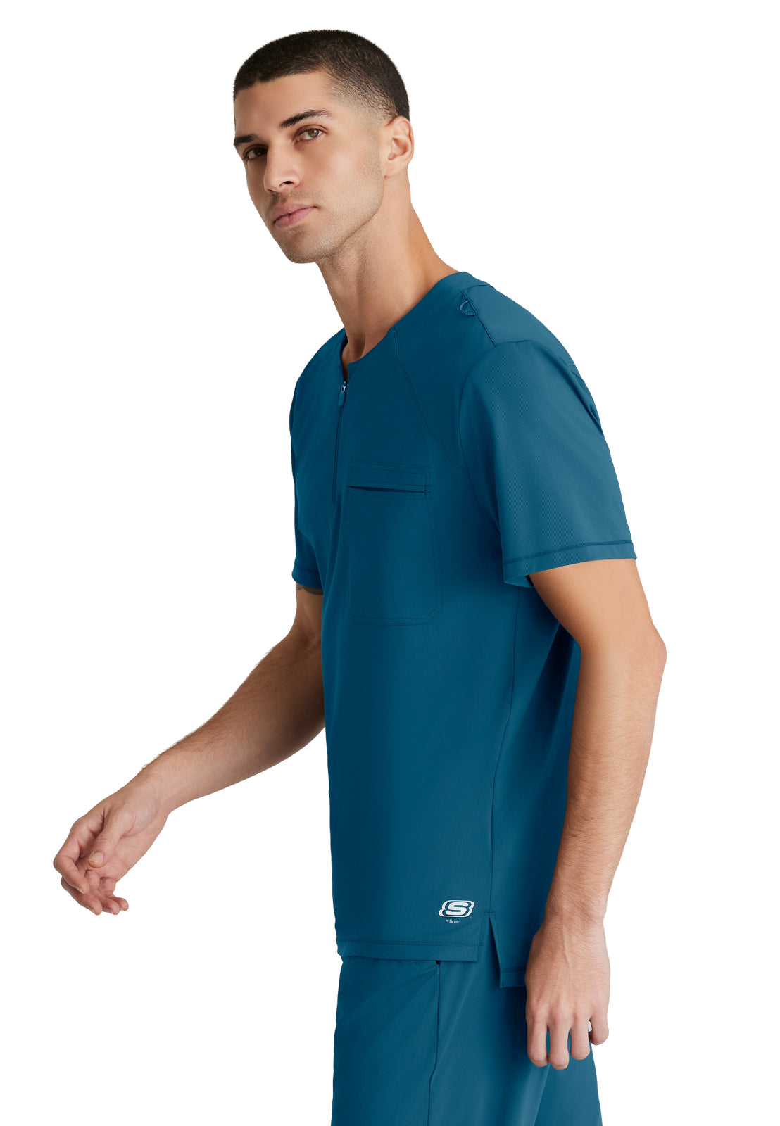 Men's Single Pocket Curved Neck Flex Top