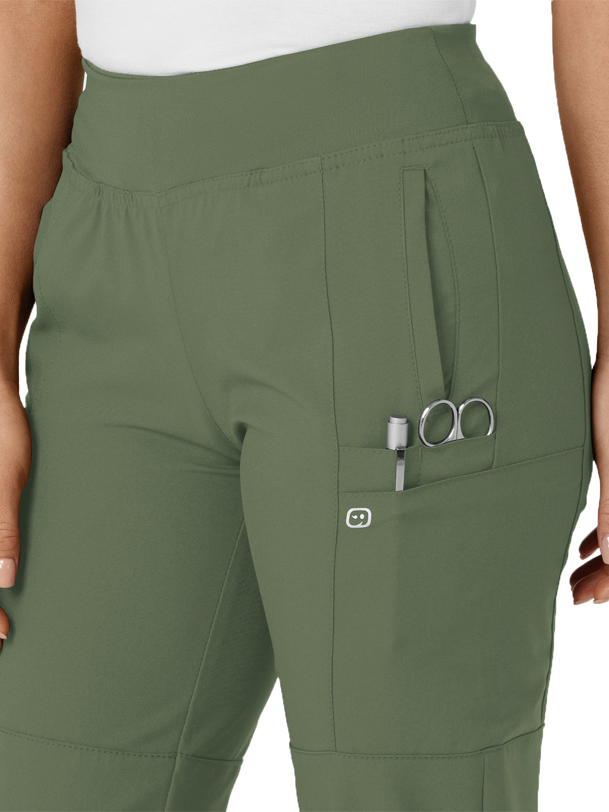 Women's Eight-Pocket Comfort Waist Pant