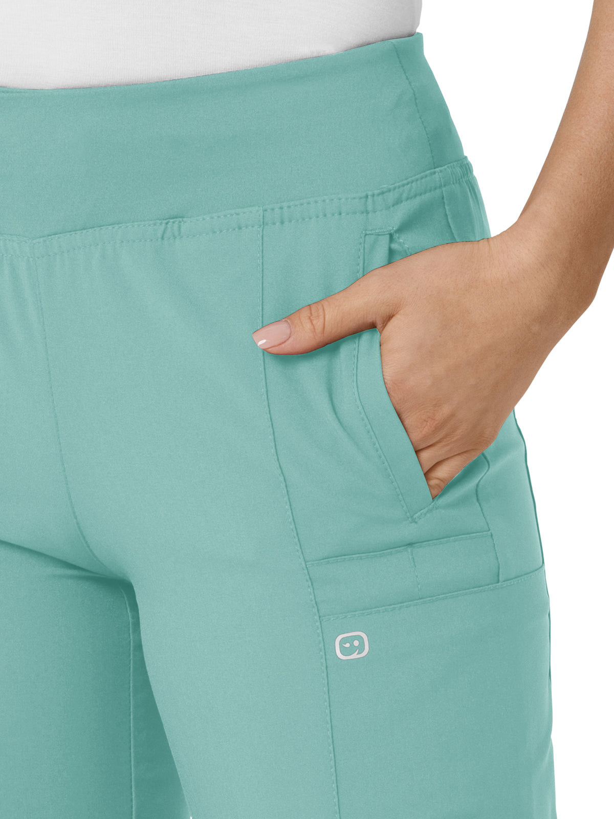 Women's Eight-Pocket Comfort Waist Pant