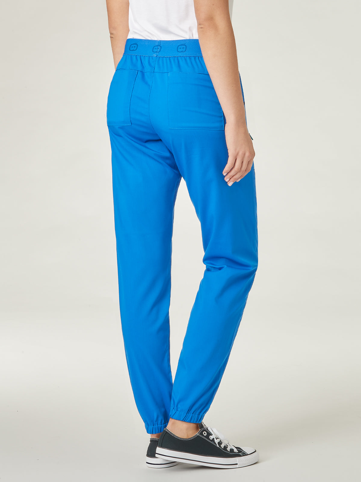 Women's Eight-Pocket Slim Cargo Pant