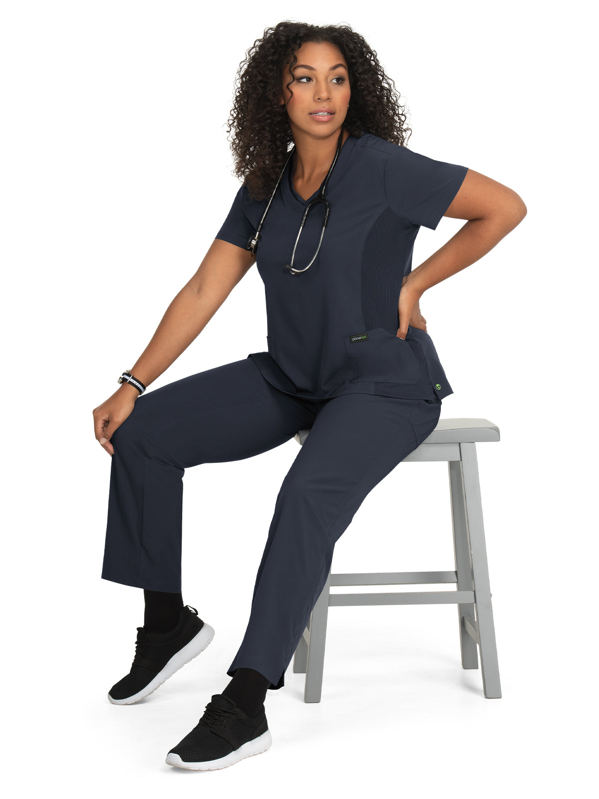 Women's 2-Pocket Eco-Friendly Longevity Scrub Top