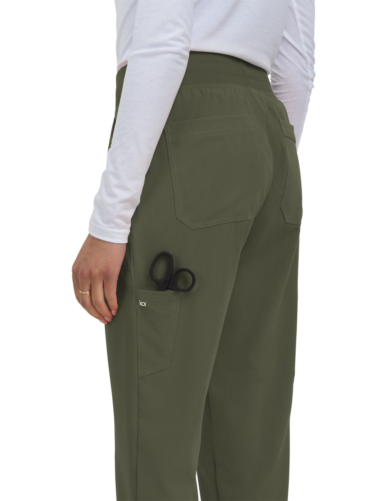 Women's 7-Pocket Jogger-Style Smart Daily Scrub Pant