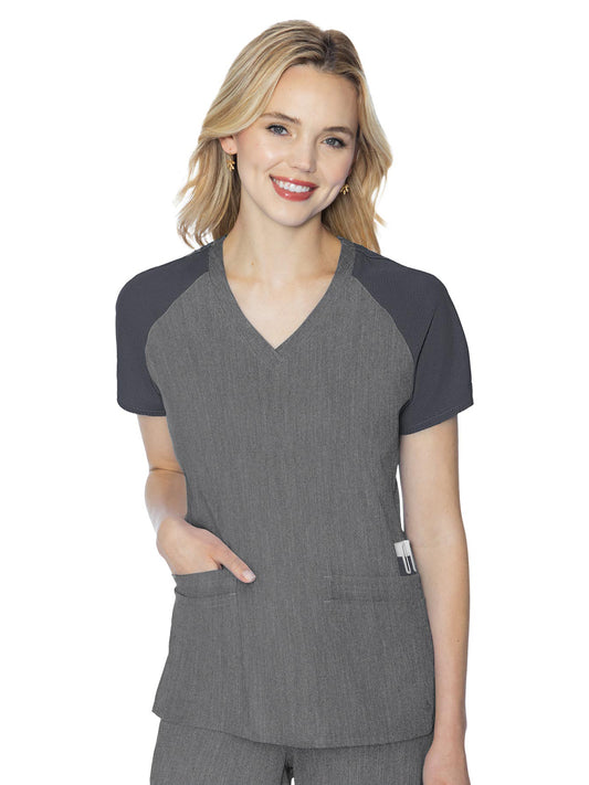 Women's 6-Pocket Raglan Sleeve Top