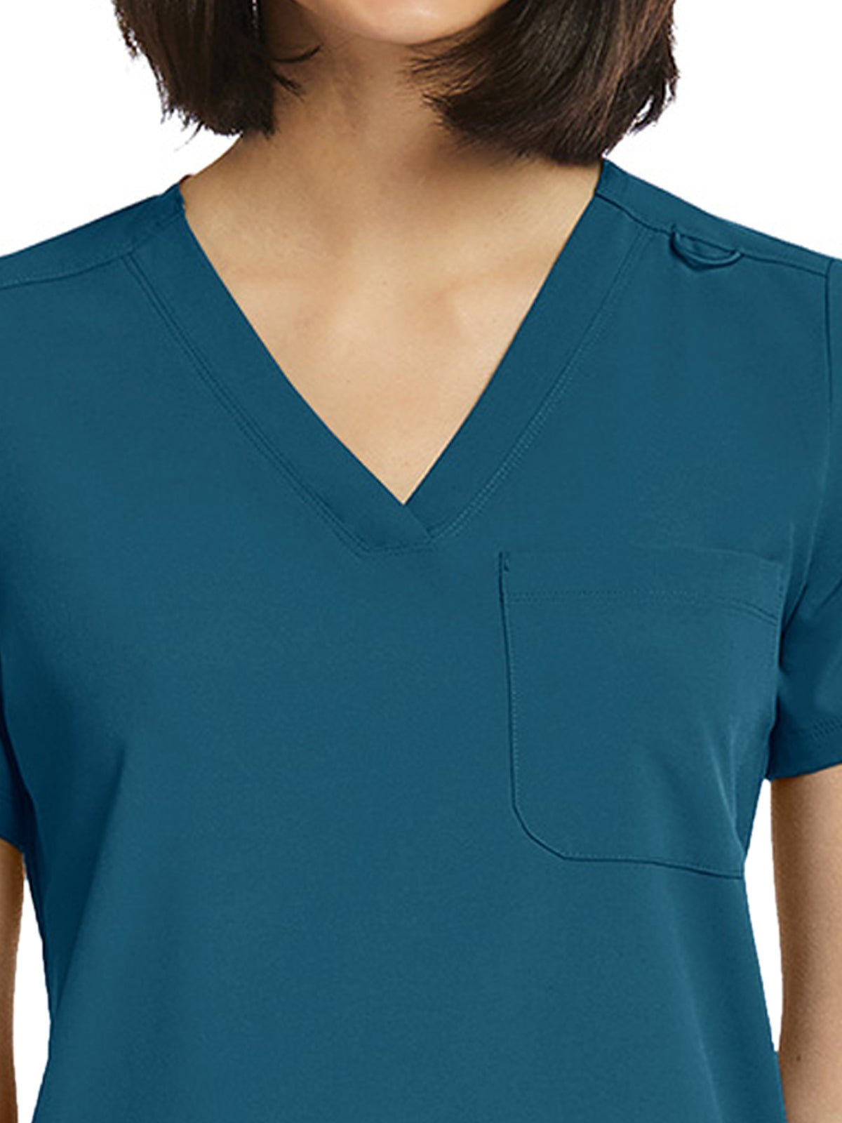 Women's Fitted One-Pocket V-Neck Scrub Top