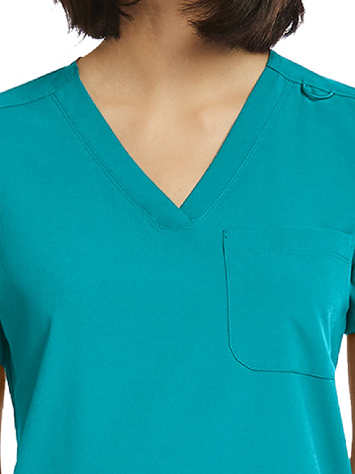 Women's Fitted One-Pocket V-Neck Scrub Top