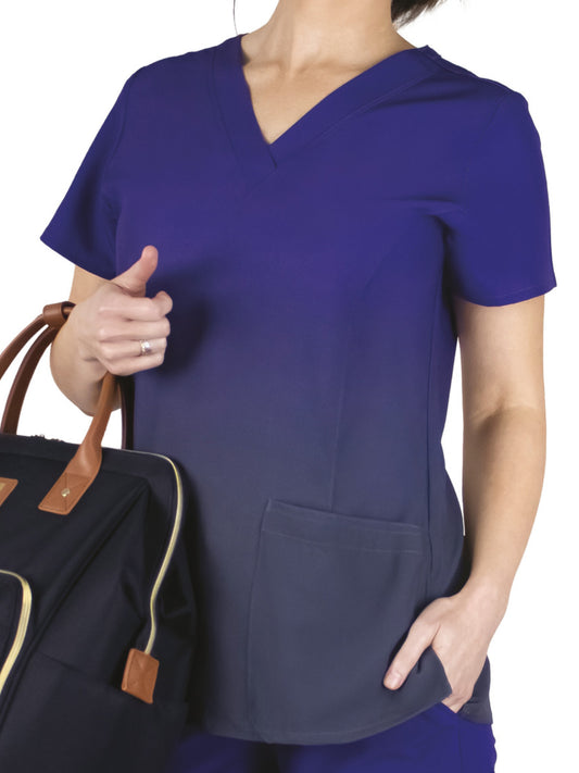 Women's Two-Pocket V-Neck Print Scrub Top