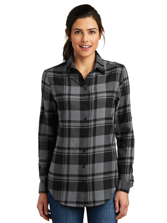 Women's Plaid Flannel Shirt