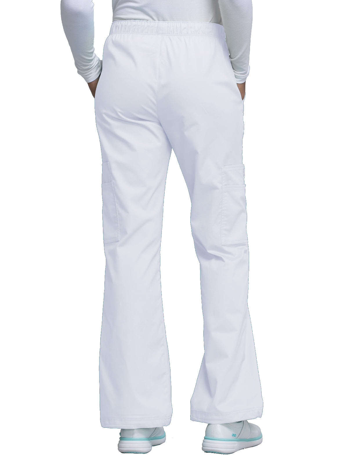 Women's Mid Rise Pull-On Cargo Scrub Pant