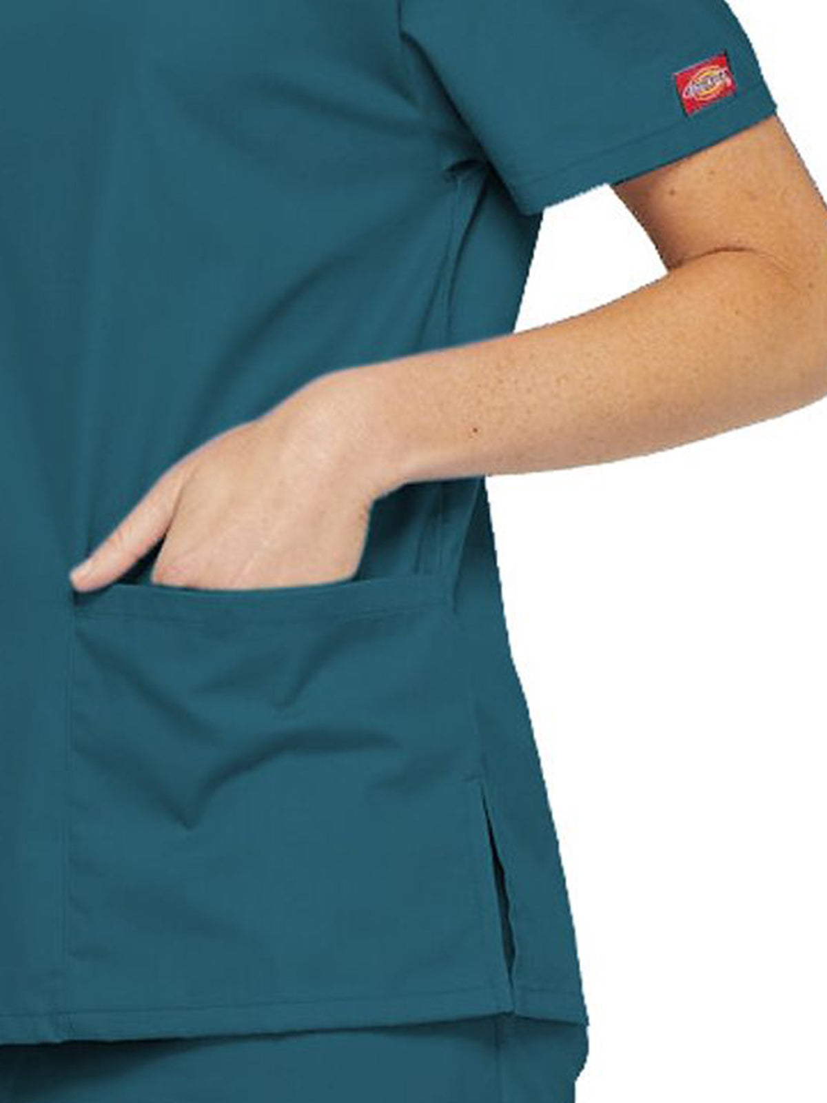 Women's 2-Pocket V-Neck Scrub Top