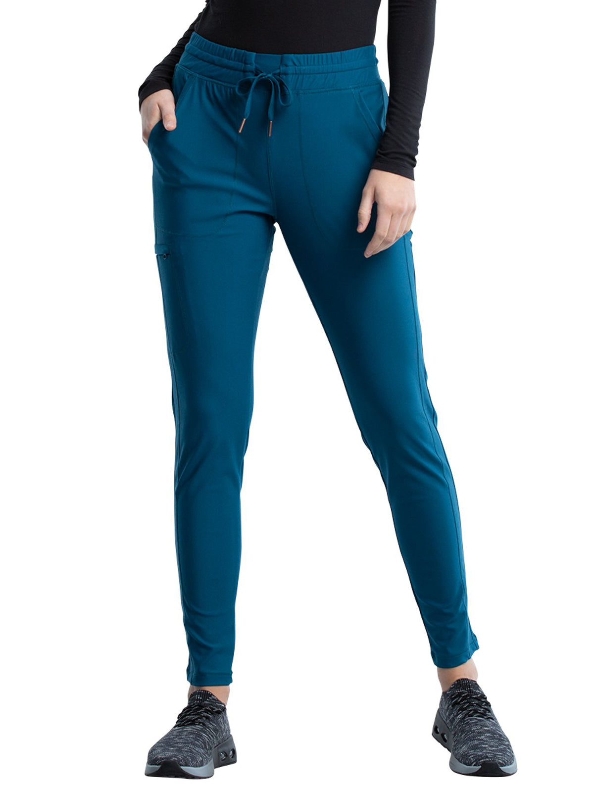 Women's 5 Pocket Tapered Leg Pant