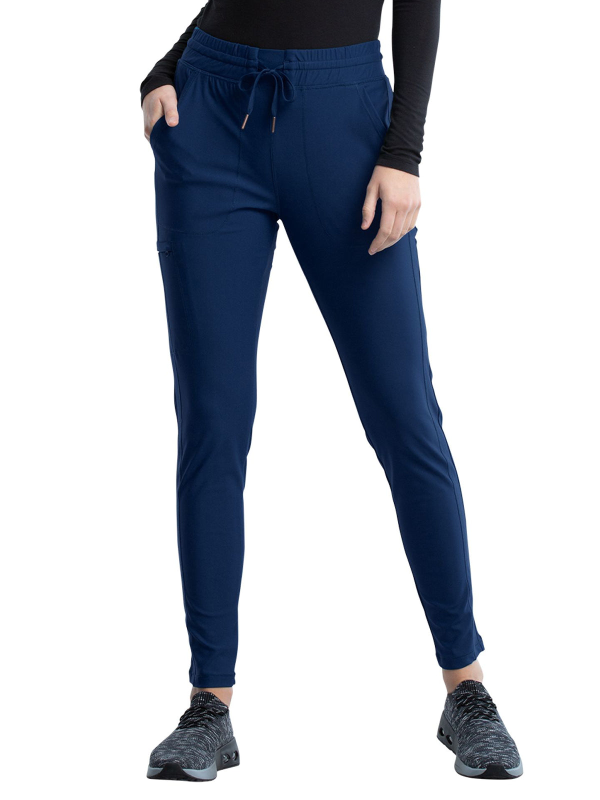 Women's 5 Pocket Tapered Leg Pant