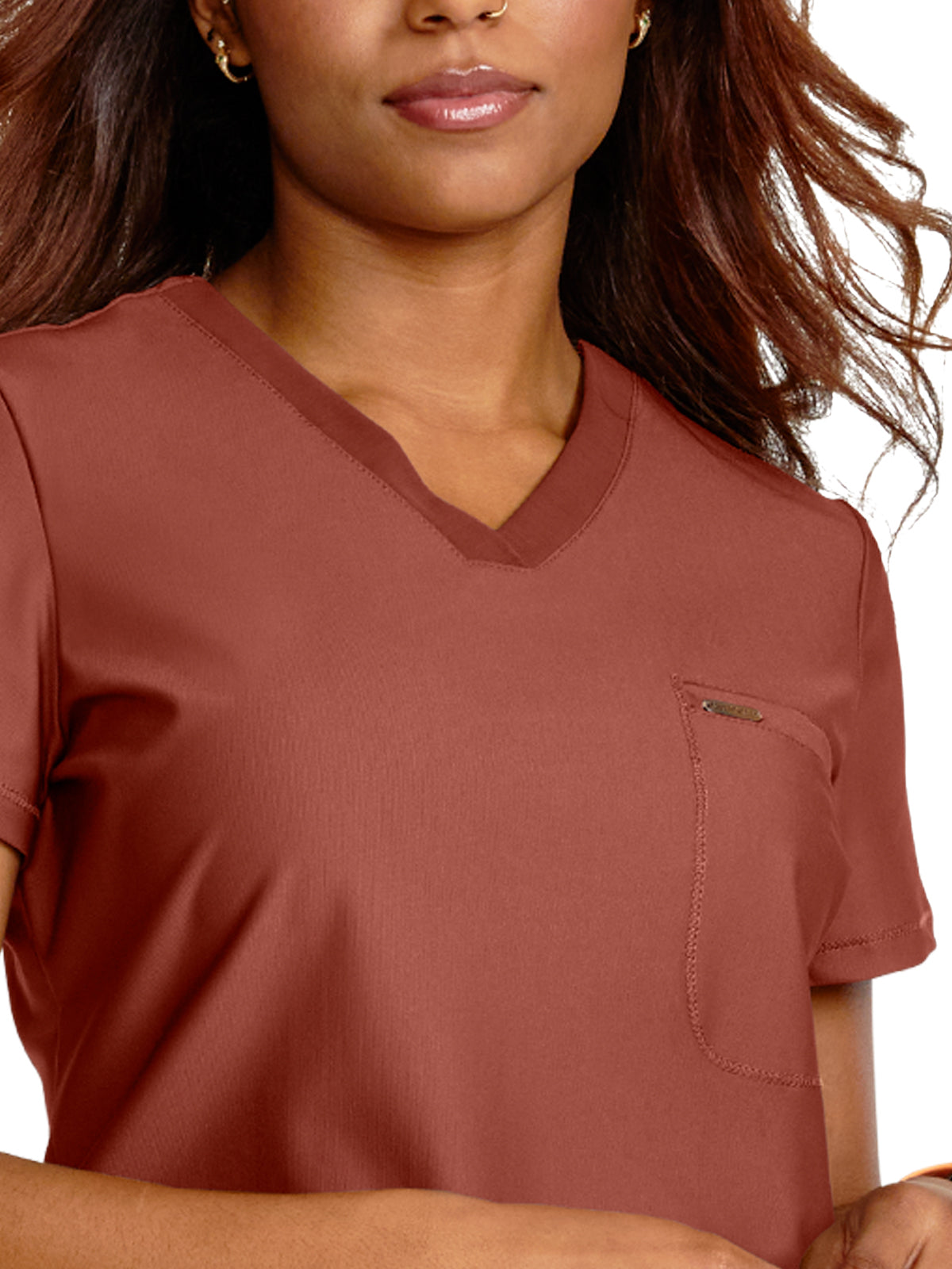 Women's 1-Pocket Tuckable V-Neck Top