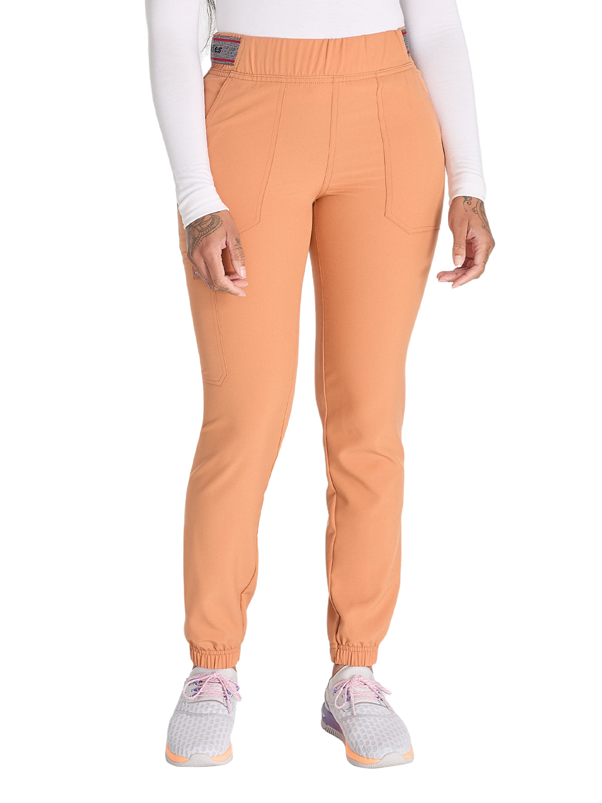 Women's 5-Pocket Tapered Leg Pant