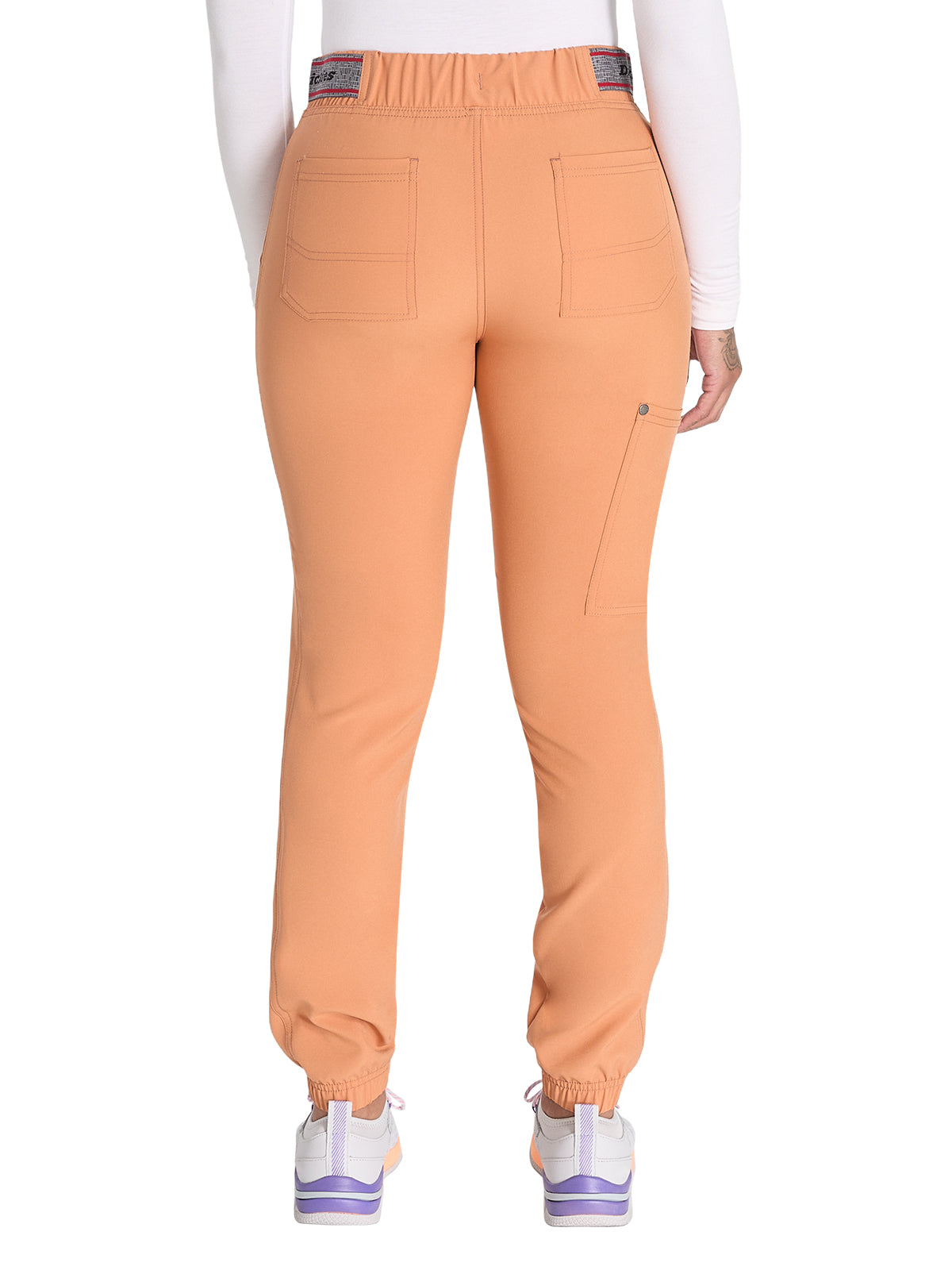 Women's 5-Pocket Tapered Leg Pant