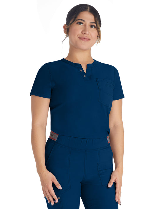 Women's 1-Pocket Henley Top