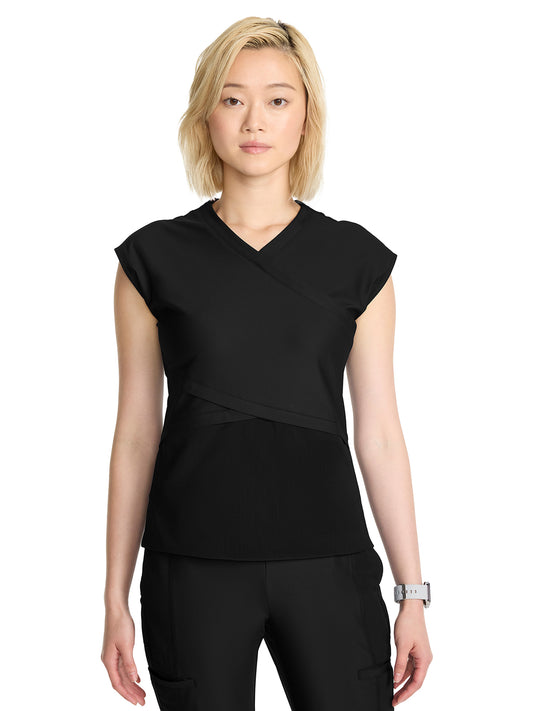 Women's 2-Pocket V-Neck Top