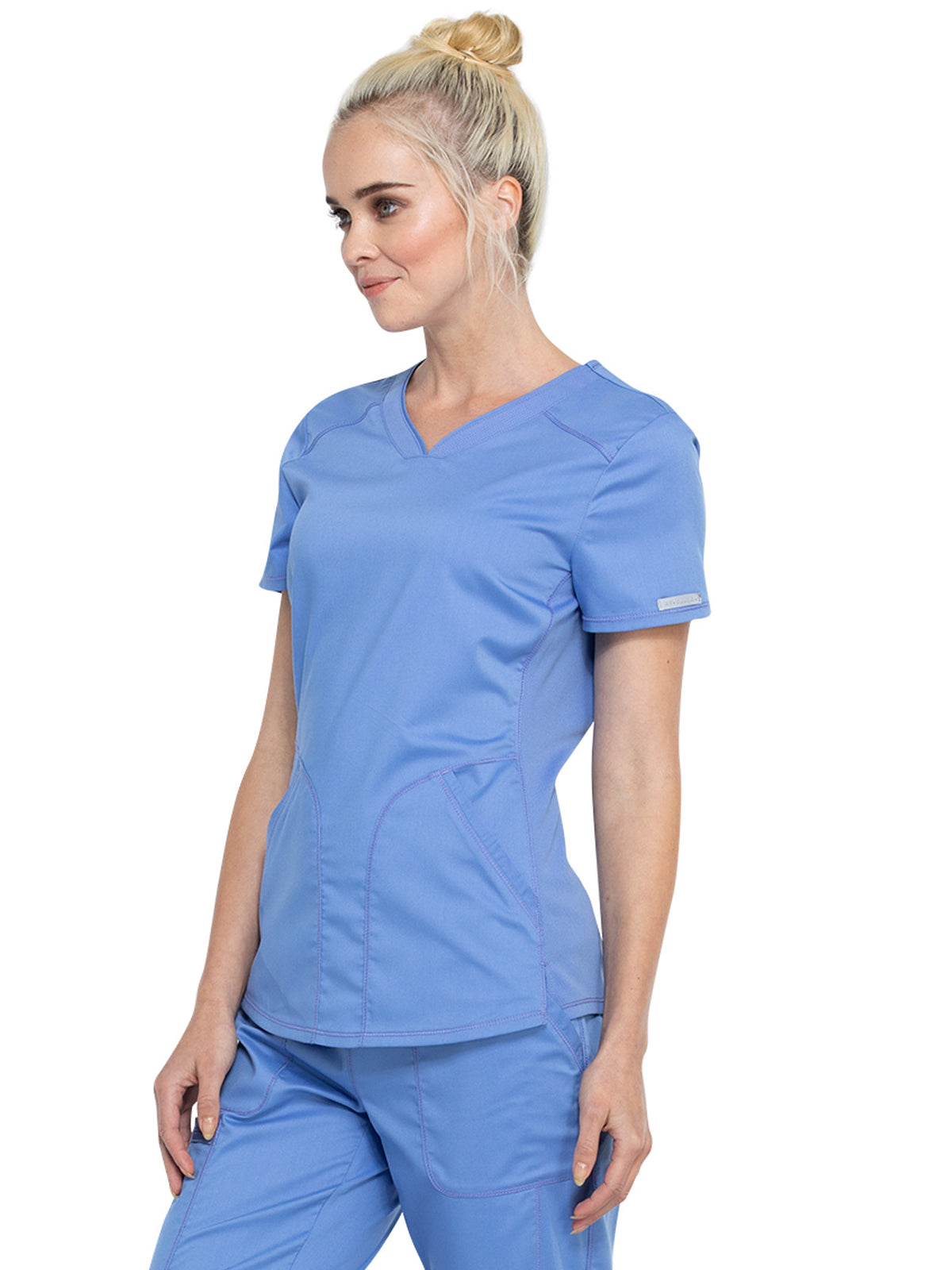 Women's 2-Pocket V-Neck Scrub Top