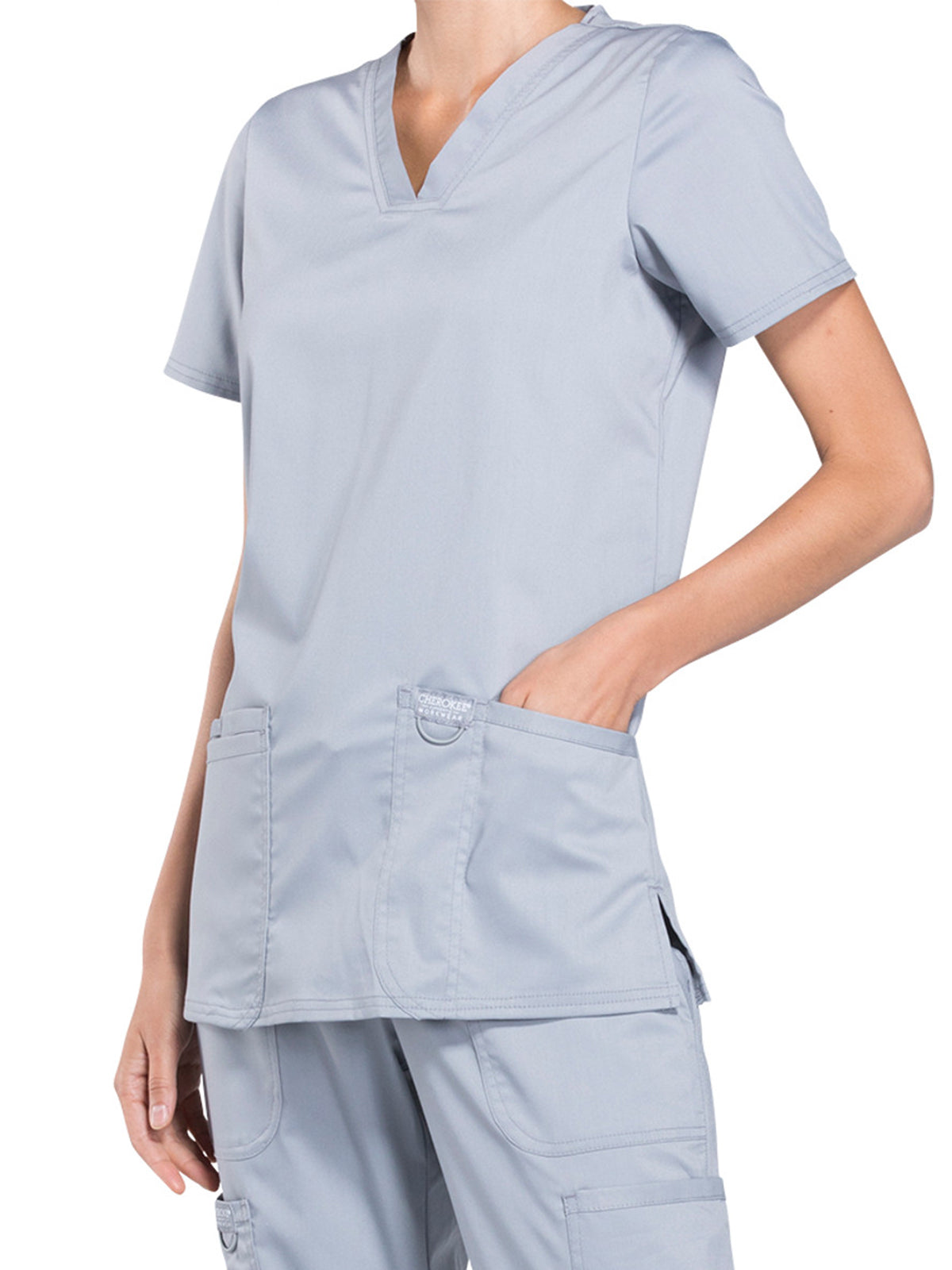 Women's 3-Pocket V-Neck Scrub Top