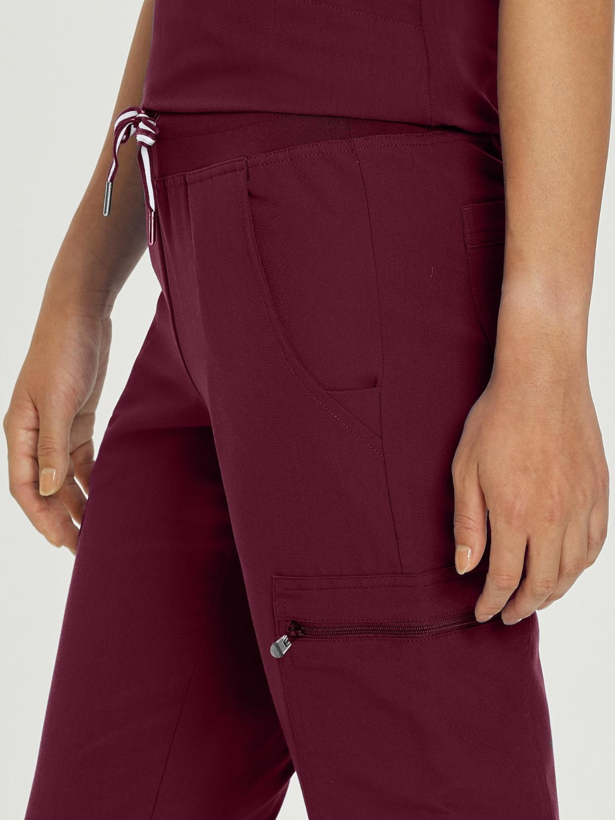 Women's 6-Pocket Low-Rise Waist Cargo Scrub Pant