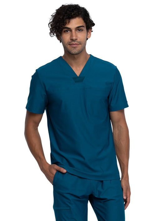 Men's Contouring Tuckable V-Neck Scrub Top